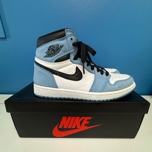 Air Jordan 1 Retro High OG University Blue